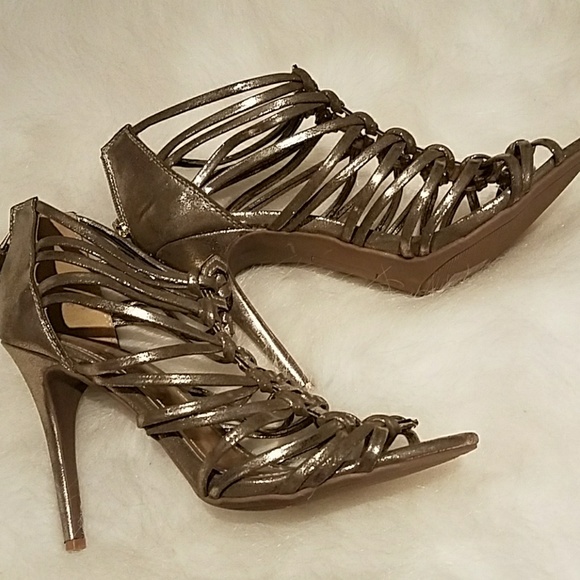 Shoes - Picture 2 of 3